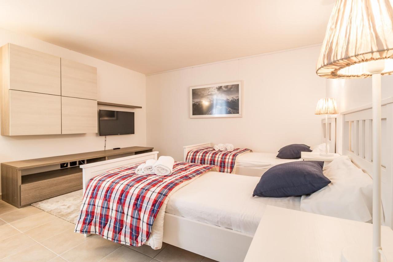 Apartment Gli Ulivi 4 - Tremezzina Тремецо Екстериор снимка